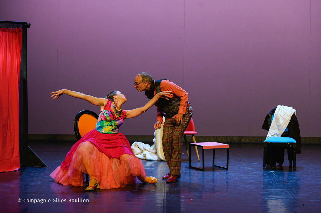 11-Volerdanslesplumes-CieGBouillon